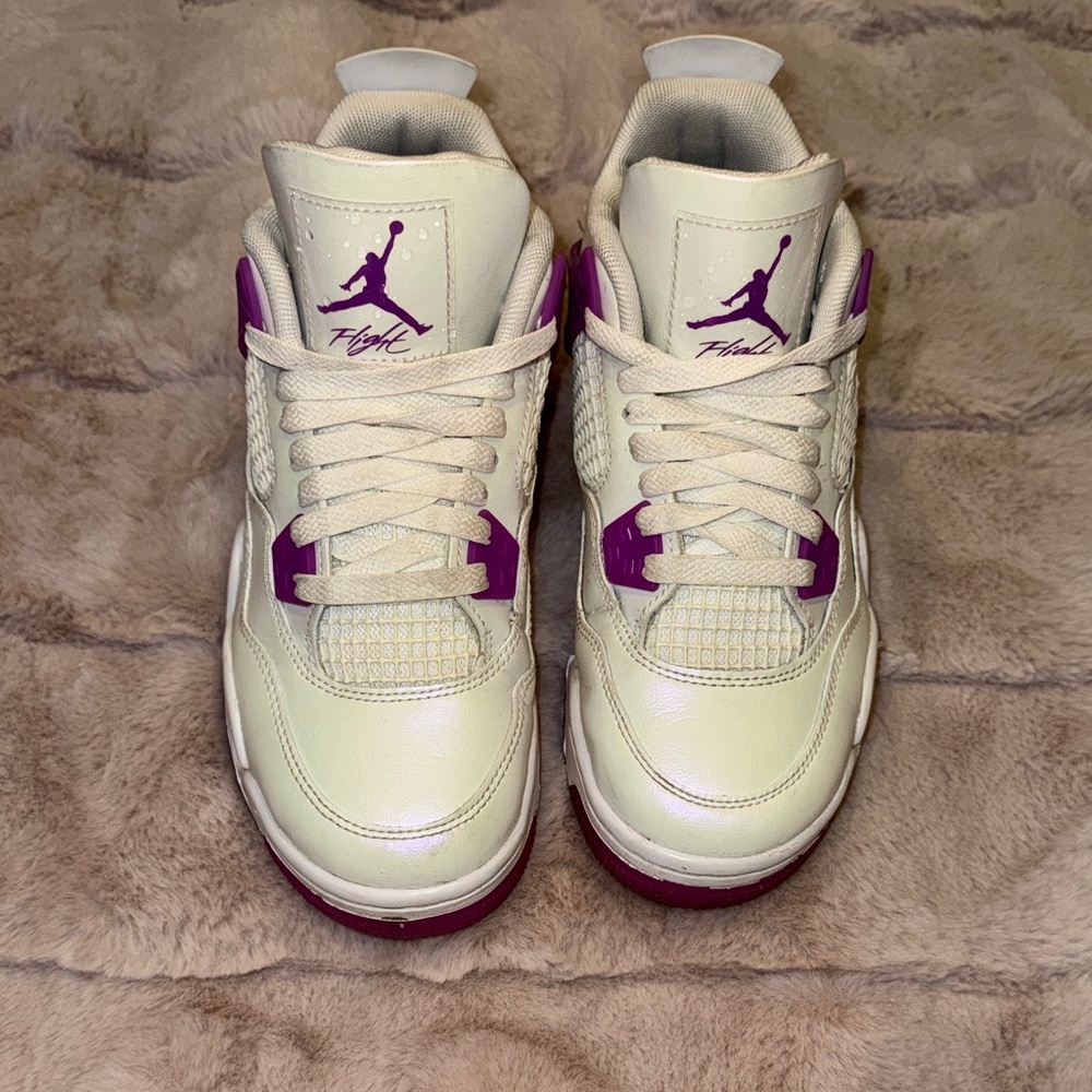 Air Jordan 4 Retro Sneakers